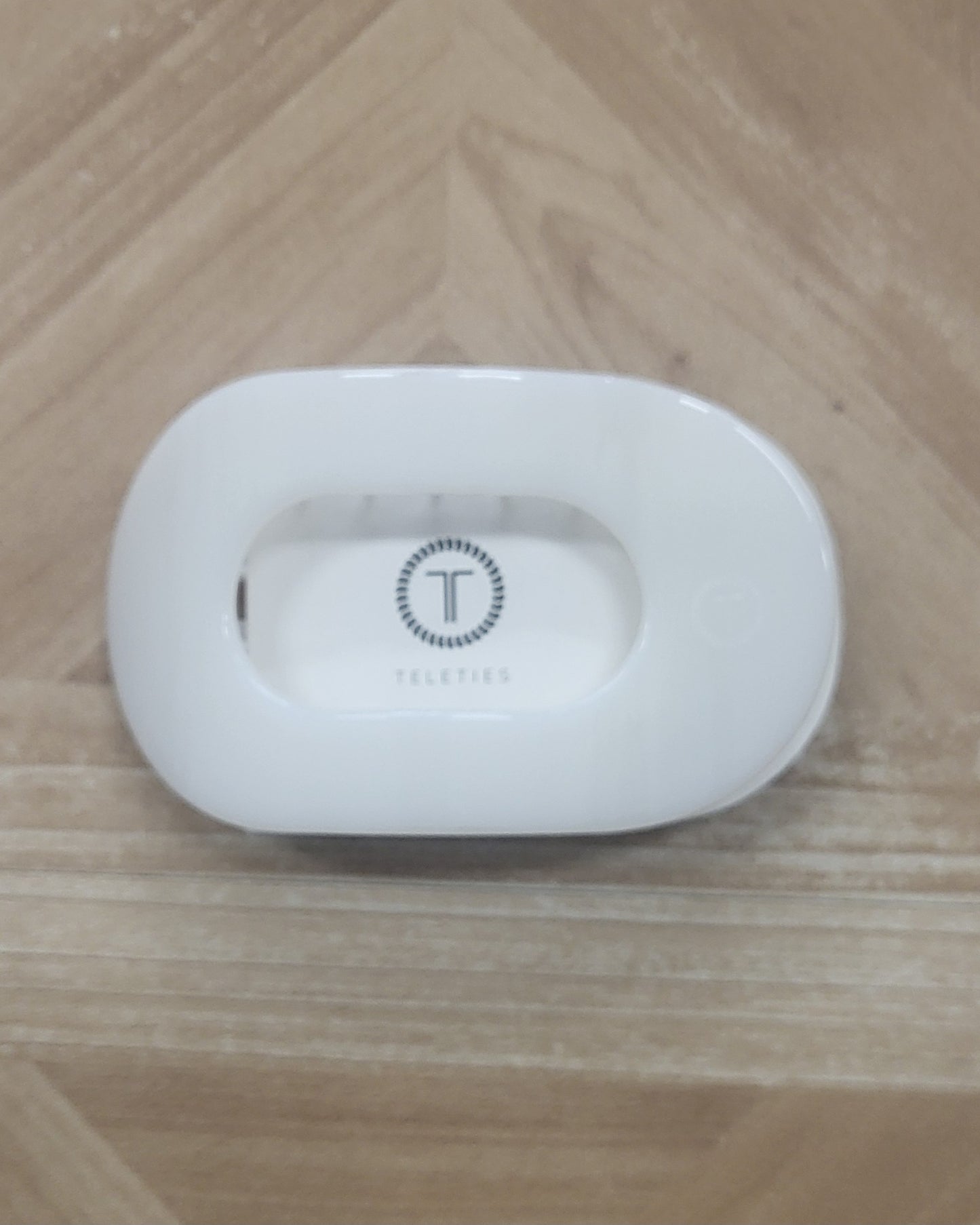 TT Large Oval Flat Clip, Coconut White