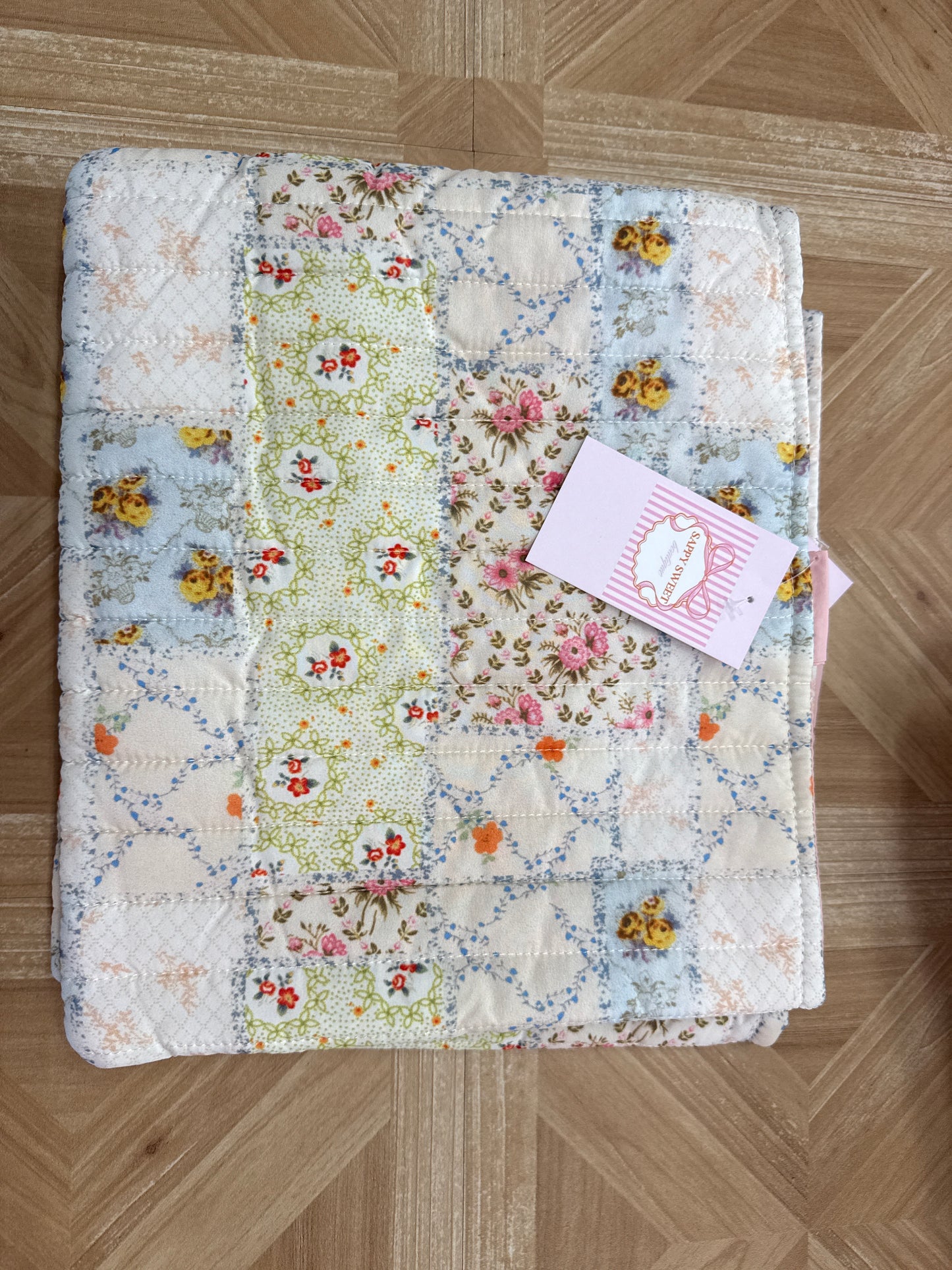 Sarah patchwork tie Bible cover