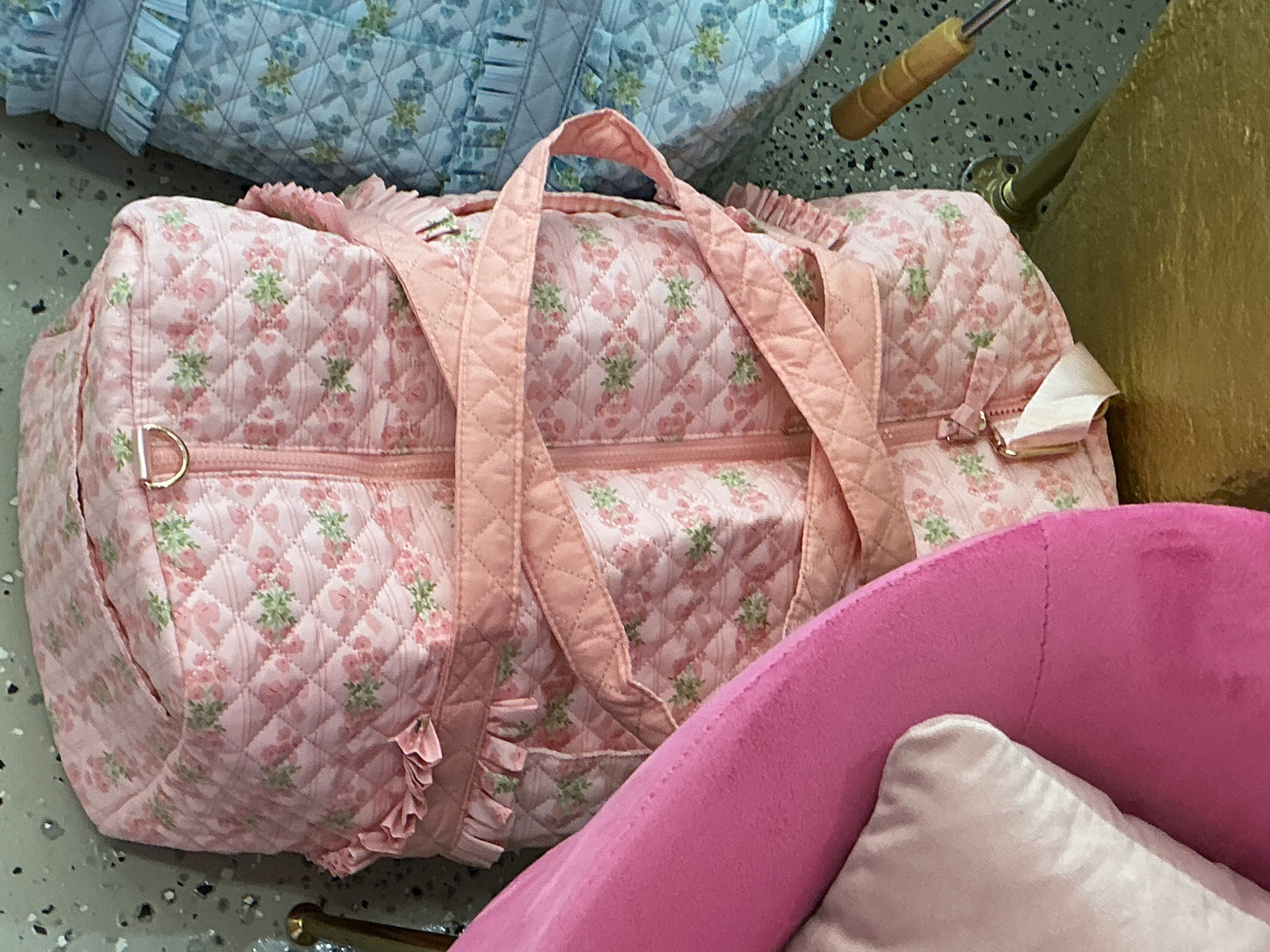 Duffle bag - oh so fancy pink