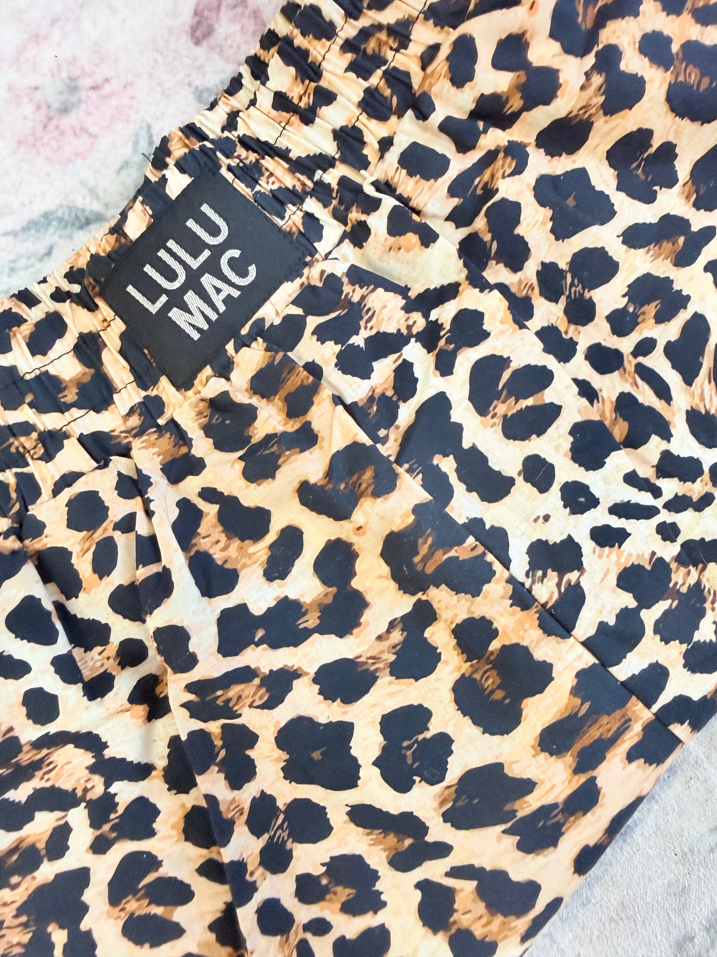 Leopard print Lulu Mac shorts