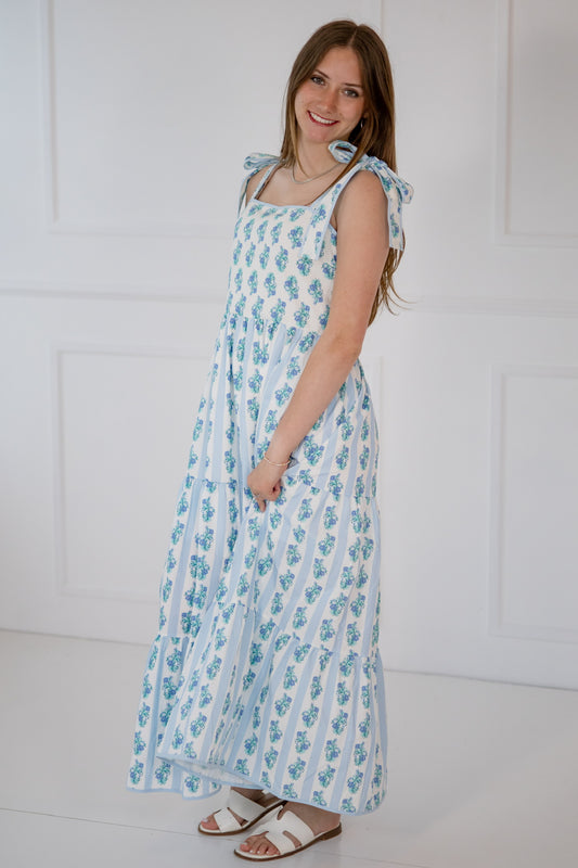 Beauty blue maxi