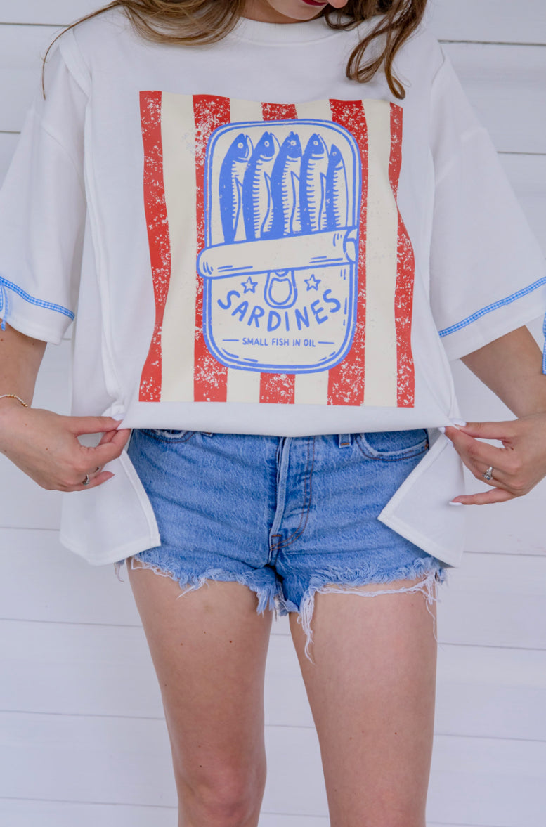 Sardine tie tee