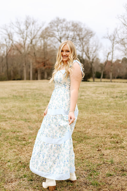 Blue Floral Maxi dress! 🩵🪻