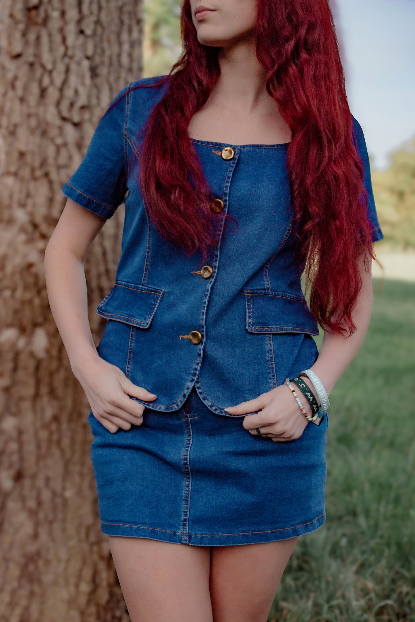 Denim gold button set wit skirt!