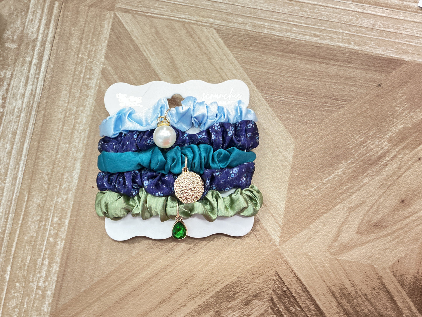 Scrunchie- endless daydream navy