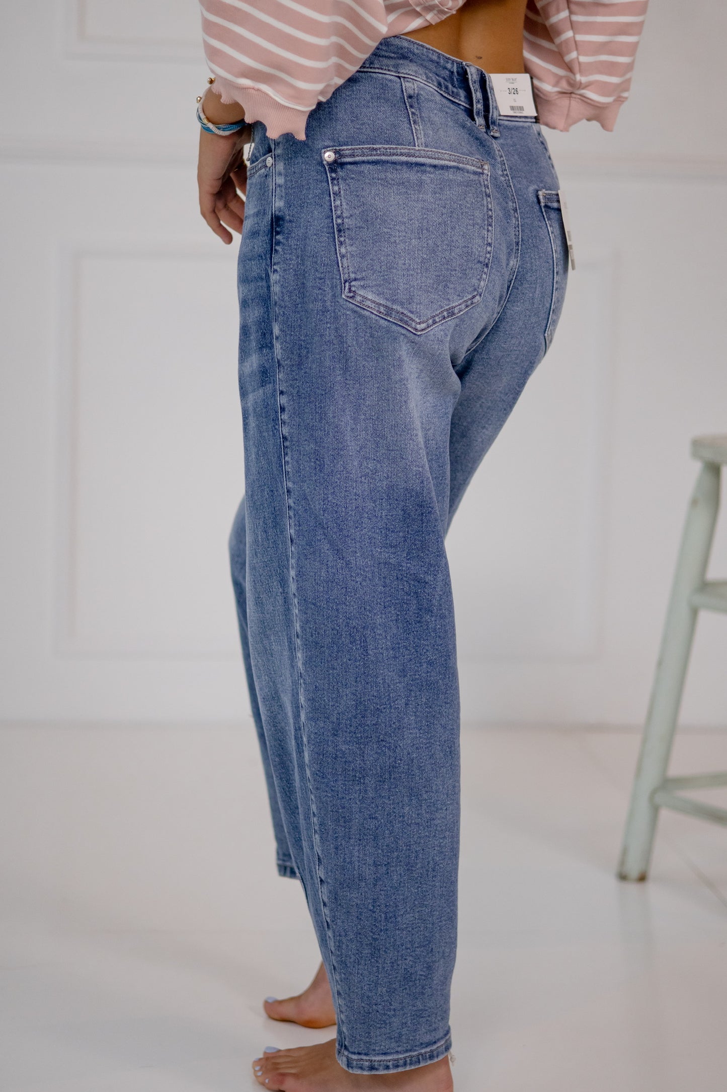 HW Barrel Jean, Medium Blue, JB