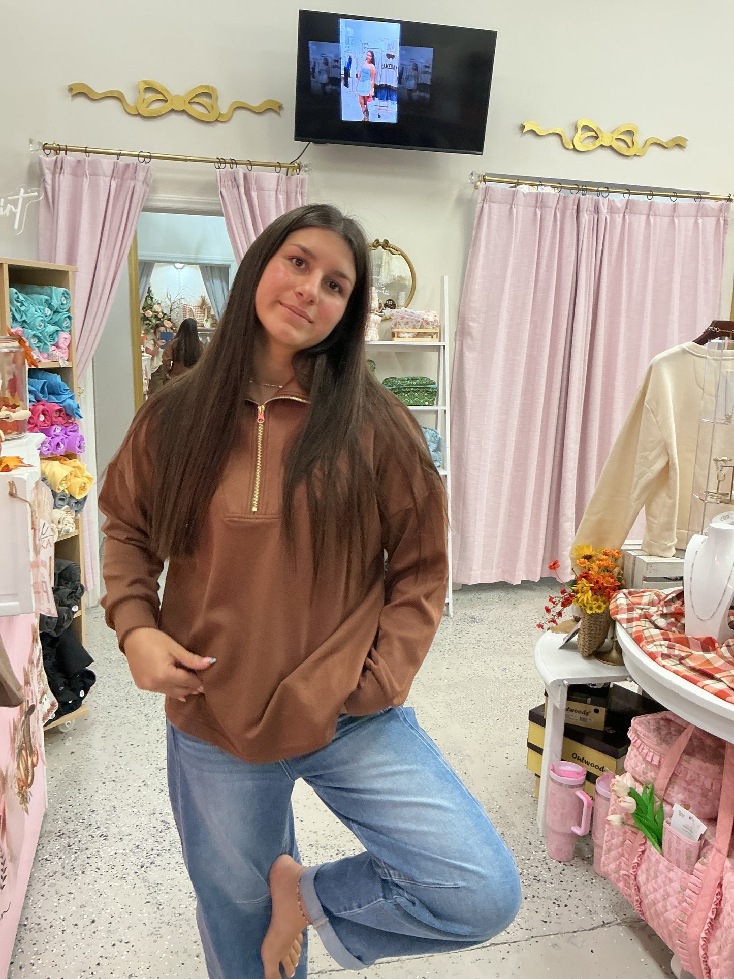 Brown quarter zip ￼