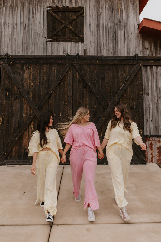 BABY Pink BOW detailed set!