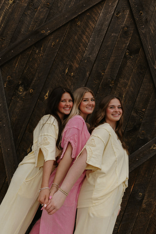 BABY Pink BOW detailed set!