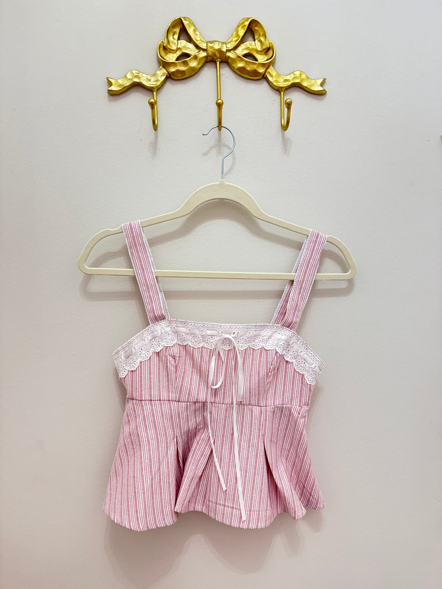 Elegant Lace Trim Pink Top