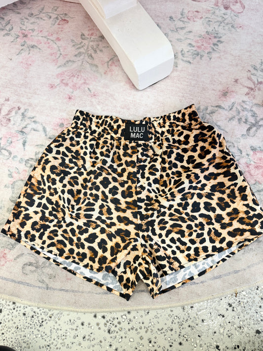 Leopard print Lulu Mac shorts