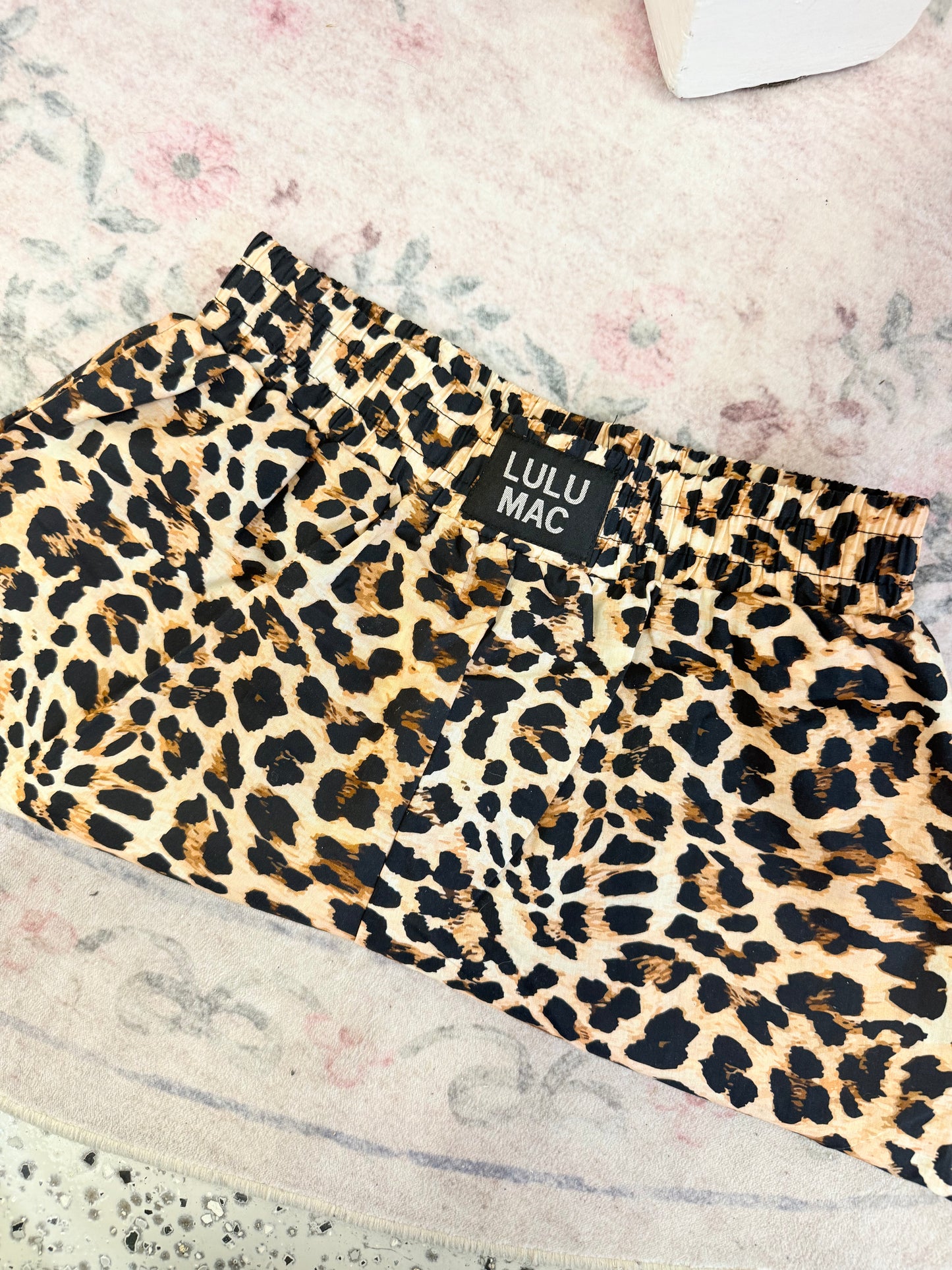 Leopard print Lulu Mac shorts