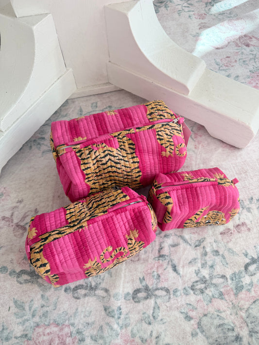 S,M,L Makeup bags  ( pink cheetah )