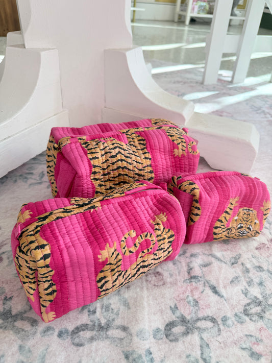 S,M,L Makeup bags  ( pink cheetah )