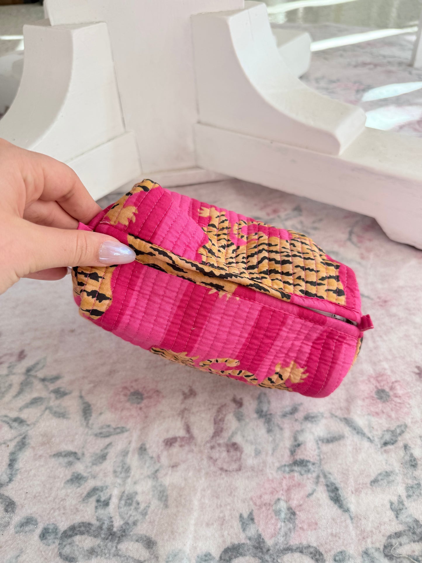 S,M,L Makeup bags  ( pink cheetah )