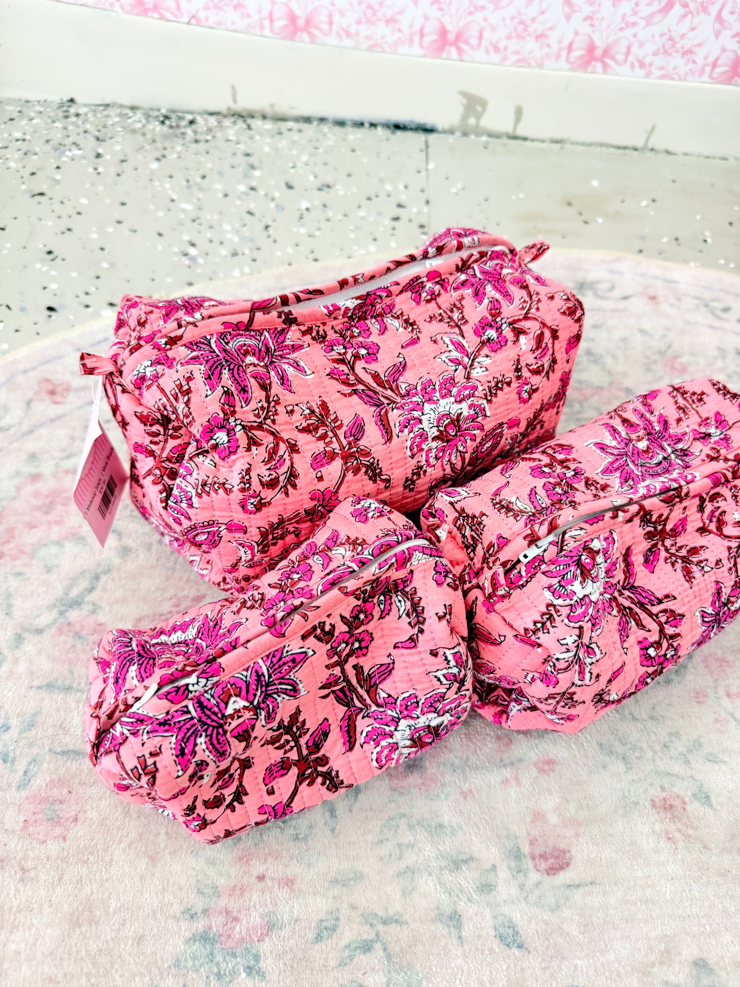 3 N 1 Makeup bags  ( Vera Bradley )
