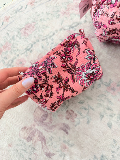 3 N 1 Makeup bags  ( Vera Bradley )