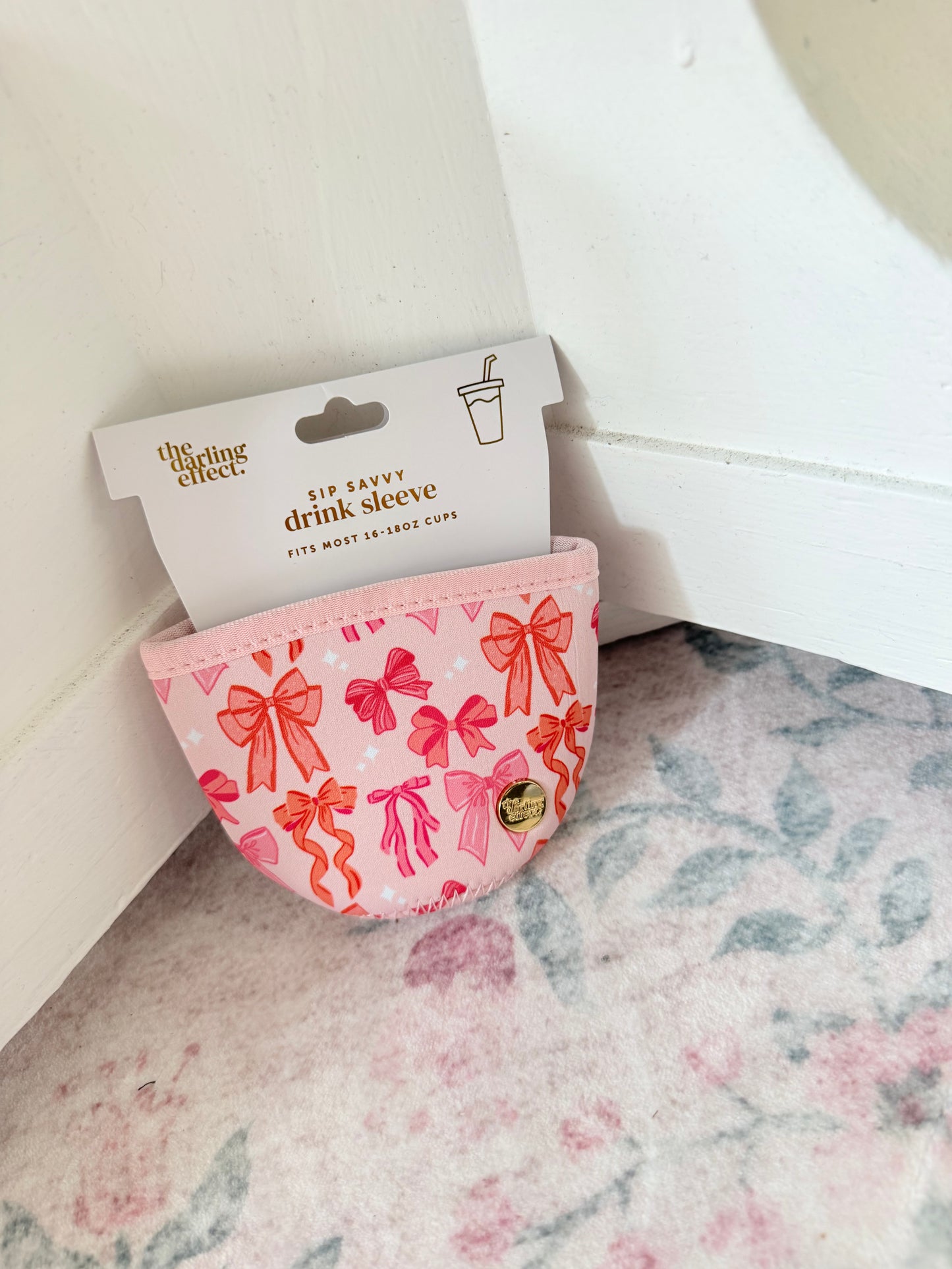Sip Savvy Drink Sleeve - Blush Bows